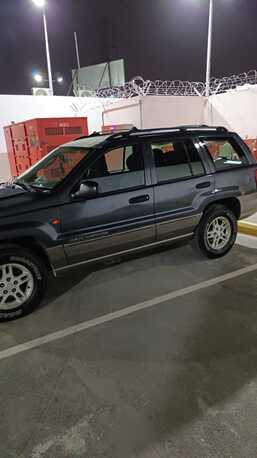 Al Malaz, Vehicles, Cars & Trucks , SAR 10000,  Jeep Cherokee,  2002,  Automatic,  3 KM,  Good Condition ,istimara Value,MPVI,Left 6month