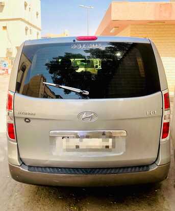 Riyadh, Vehicles, Cars & Trucks , SAR 43,  2016,  2016,  Automatic,  300 KM,  For Sale: Hyundai H1  (Minibus)
