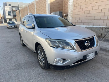 Riyadh, Vehicles, Cars & Trucks , SAR 29500,  Nissan Pathfinder,  2016,  Automatic,  236000 KM,