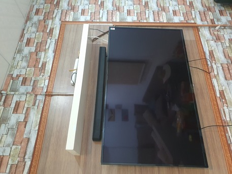 Dammam, Electronics, SAR 1000,  Phillips 55" Smart TV And Xbox One S
