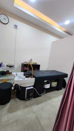 Umm Al Hassam, Businesses For Sale, Fully Equipped Ladies Salon For Sale &ndash; Umm Al Hassam