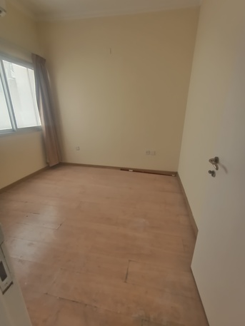 Hoora, Apartments, Flats, Houses & Villas, BHD 150/month,  2 BR,  Semi Furnished 2 Bedroom Flat For Rent In Hoora*35529070