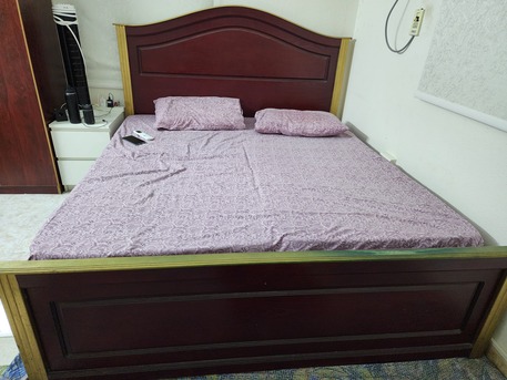 Al Faisaliyah, Furniture, SAR 800,  King Size Bed