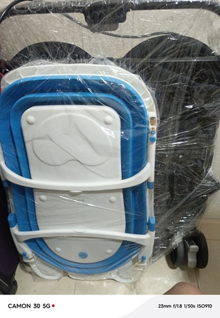 Khobar, Baby & Kid Stuff, SAR 180,  Twin Baby Stroller & Bath Tub (Rush Sale)