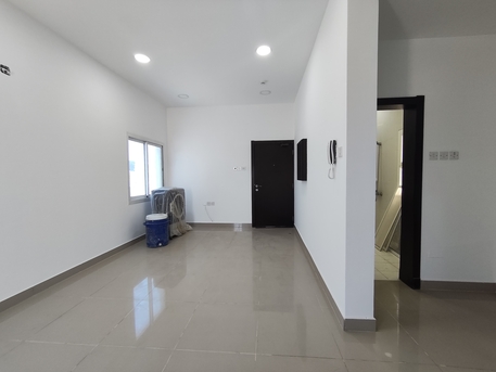 Zinj, Apartments, Flats, Houses & Villas, BHD 230/year,  1 BR,  Zinj:- 1Bhk Unfurnished Flat On Rent With Ewa..