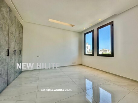 Kuwait City, Villas, KWD 1000,  Spacious Modern 3 Master Bedroom Floor For Rent In Rawda