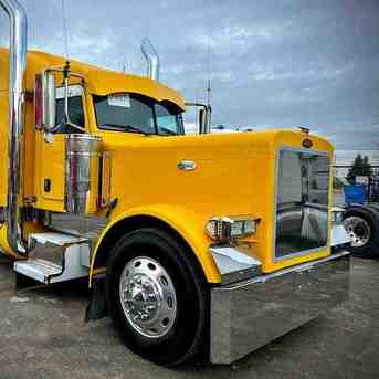 Mississauga, Business, Peterbilt In Mississauga Ontario