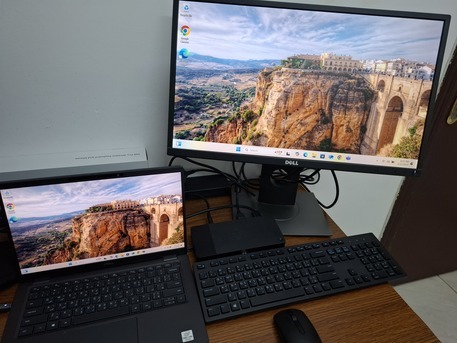 Riyadh, Computers, SAR 2700,  Dell Latitude 7410 Business Laptop With Complete Set