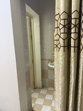 Al Malaz, Sublets, SAR 1100/month,  1 BR,  25 Sq. Meter,  Ghurabi, Farazdaq Street