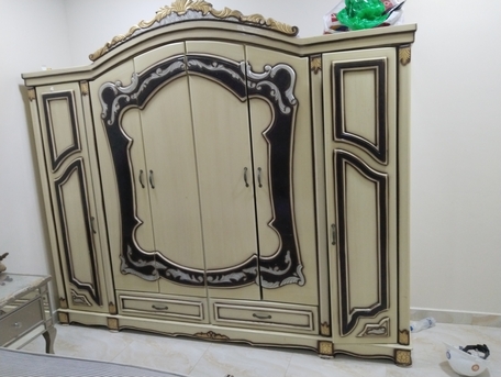 Hofuf, Household Items, SAR 1200,  I Am Selling Full Bed Set With Cubbord Dressing Table And Site Table Price 1200 Saudi Riya