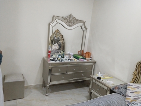 Hofuf, Household Items, SAR 1200,  I Am Selling Full Bed Set With Cubbord Dressing Table And Site Table Price 1200 Saudi Riya