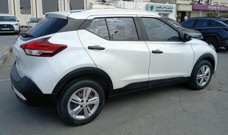 Adliya, Vehicles, Cars & Trucks , BHD 3150,  Nissan Kicks,  2018,  Automatic,  90000 KM,  SUV  For Sale