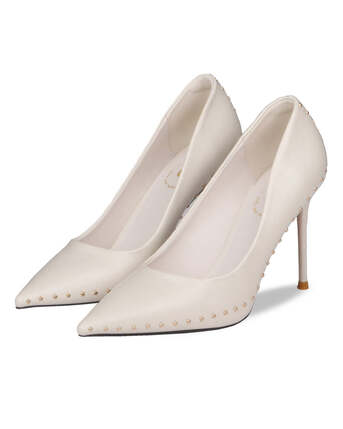 Mumbai, Clothing & Accessories, INR 5999,  Shop Luxe Footwear For Women Online In India