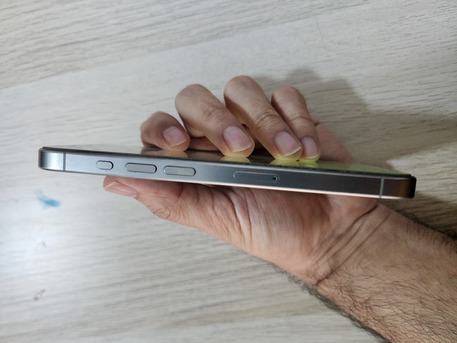 Thuqbah, Mobile Phones, SAR 2450,  Iphone 15 Pro For Sale