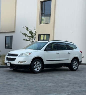 Manama, Vehicles, Cars & Trucks , BHD 1300,  Chevrolet Traverse,  2012,  Automatic,  208000 KM,    Excellent Condition