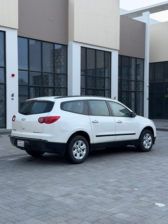 Manama, Vehicles, Cars & Trucks , BHD 1300,  Chevrolet Traverse,  2012,  Automatic,  208000 KM,    Excellent Condition