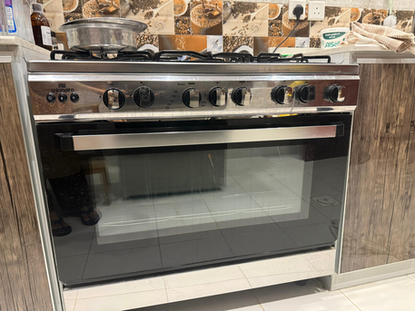 Jeddah, Appliances, SAR 600,  5 Burner Gas Cooking Range For Sale