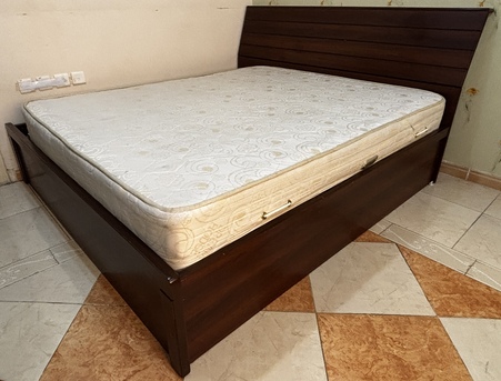 Al Baghdadyiah Al Gharbyia, Household Items, SAR 330,  Bed With Small Mattress