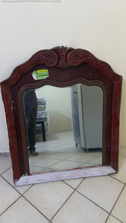 Manfouha, Furniture, SAR 99,  Used Side Table,Mirror & Vessel Stand For Sale &ndash; Good Condition