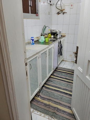 Jeddah, Apts/Flats Wanted, SAR 1000/month,  2 BR,  A Room Is Available For Indian And Pakistani Bachelors