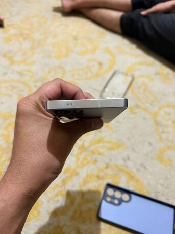 Al Sharq, Mobile Phones, SAR 3000,  Samsung S25 Ultra 12/256