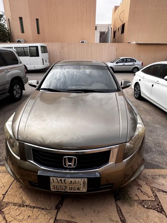 Riyadh, Vehicles, Cars & Trucks , SAR 20000,  Honda Accord,  2009,  Automatic,  340000 KM,    - Beige