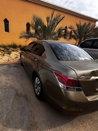 Riyadh, Vehicles, Cars & Trucks , SAR 20000,  Honda Accord,  2009,  Automatic,  340000 KM,    - Beige