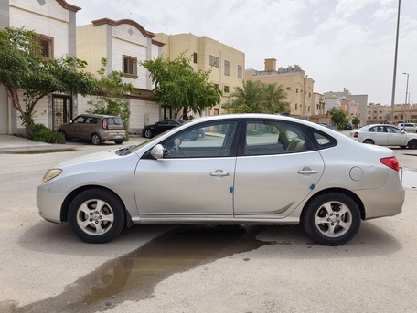 Khobar, Vehicles, Cars & Trucks , SAR 18500,  Hyundai Elantra,  2011,  Automatic,  296000 KM,  Elentra  Model Silver Color