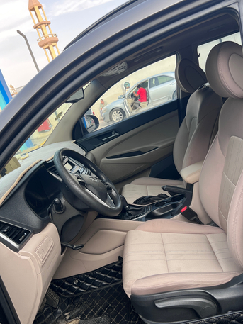 Riyadh, Vehicles, Cars & Trucks , SAR 51500,  Hyundai Tucson,  2018,  Automatic,  204000 KM,   ,  , Clean Car , Urgent Sale