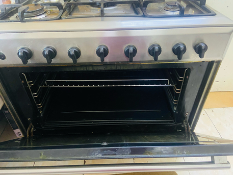 Gudaibiya, Household Items, BHD 25,  Good Condition Stove With Oven