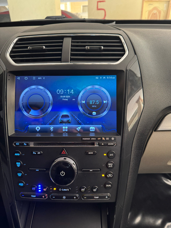 Jeddah, Electronics, SAR 1000,  Ford Explorer Screen With Decore For Sale (only Two Weeks Used)