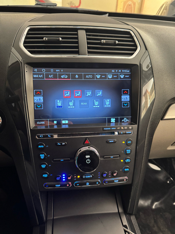 Jeddah, Electronics, SAR 1000,  Ford Explorer Screen With Decore For Sale (only Two Weeks Used)