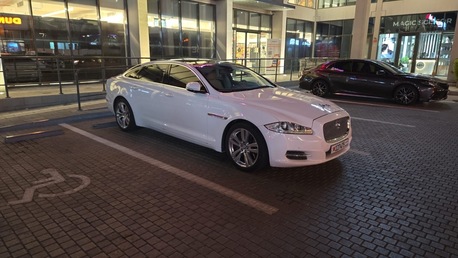 Manama, Vehicles, Cars & Trucks , BHD 4400,  Jaguar XJL,  2011,  Automatic,  54555 KM,