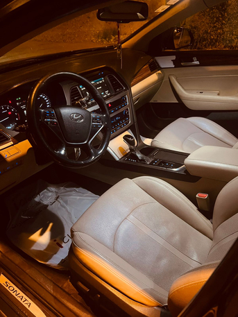 Riyadh, Vehicles, Cars & Trucks , SAR 100,  Hyundai Sonata,  2016,  Automatic,  300 KM,
