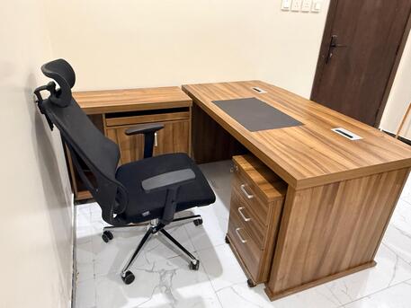 Al Khobar Al Shamalia, Furniture, SAR 1000,  Office Furniture/ Tables
