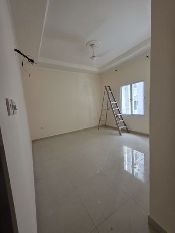 Hidd, Apartments, Flats, Houses & Villas, BHD 200,  3 BR,  Flat For Rent In Hidd