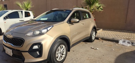Riyadh, Vehicles, Cars & Trucks , SAR 44000,  Kia Sportage 2020,  2020,  Automatic,  171722 KM,  Reliable Family Car, Accident Free,Second Owner, Purchased From Syarah⁠ Dealer