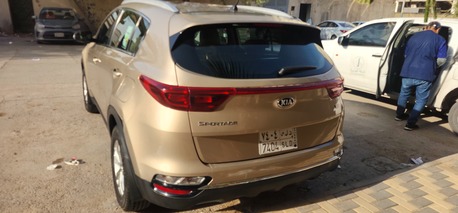 Riyadh, Vehicles, Cars & Trucks , SAR 44000,  Kia Sportage 2020,  2020,  Automatic,  171722 KM,  Reliable Family Car, Accident Free,Second Owner, Purchased From Syarah⁠ Dealer