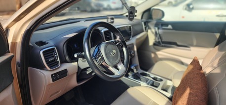 Riyadh, Vehicles, Cars & Trucks , SAR 44000,  Kia Sportage 2020,  2020,  Automatic,  171722 KM,  Reliable Family Car, Accident Free,Second Owner, Purchased From Syarah⁠ Dealer