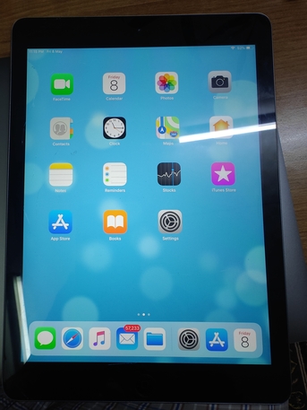 Riyadh, Tablet Computers, SAR 500,  IPad Air For Sale