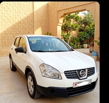 Salmaniya, Vehicles, Cars & Trucks , BHD 1350,  Nissan Qashqai,  2008,  Automatic,  162000 KM,   FAMILY USED SUV