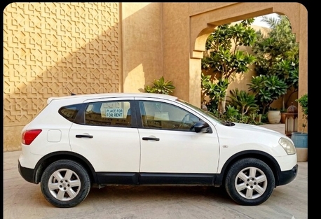 Salmaniya, Vehicles, Cars & Trucks , BHD 1350,  Nissan Qashqai,  2008,  Automatic,  162000 KM,   FAMILY USED SUV
