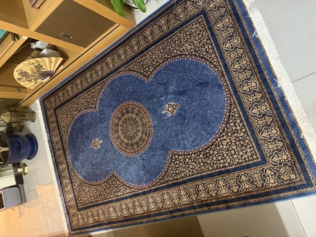 Manama, Household Items, BHD 300,  Persian Rug Set
