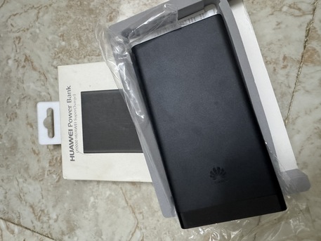 Yanbu, Mobile Phones, SAR 150,  Huawei Power Bank Capacity 10000 Super Charger