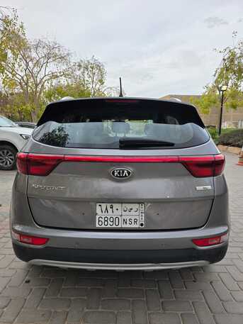 Riyadh, Vehicles, Cars & Trucks , SAR 38000,  Kia Sportage Diesel,  2018,  Automatic,  202000 KM,  Kia Sportage  Diesel 2.0 Well Maintained