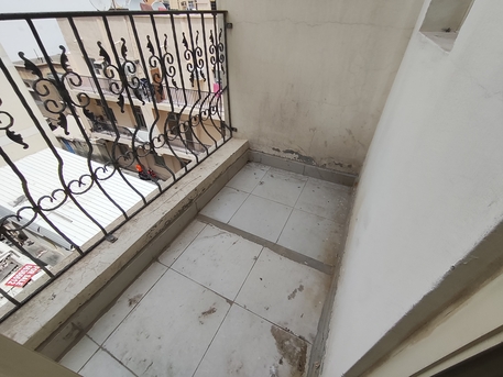 Salmaniya, Apartments, Flats, Houses & Villas, BHD 160/year,  1 BR,  Salmaniya:- Rooftop Furnished Studio Flat On Rent With Ewa..