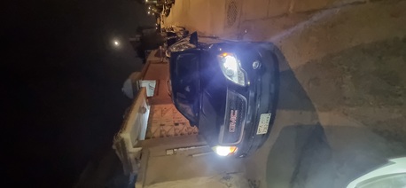 Riyadh, Vehicles, Cars & Trucks , SAR 20000,  Gmc Acadia,  2012,  Automatic,  250 KM,  For Sale:  2011