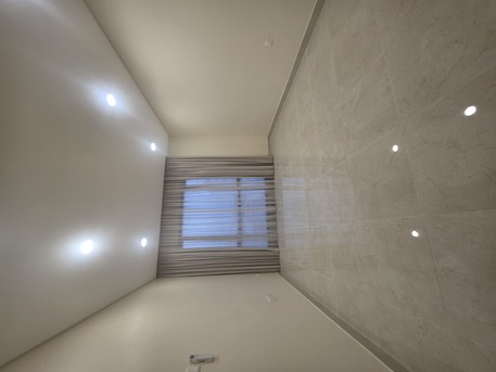 Sanabis, Apartments, Flats, Houses & Villas, BHD 320/month,  2 BR,  *2BATHROOM Hall Kitchen With Electricity New Building Car Parking