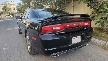 Sitra, Vehicles, Cars & Trucks , BHD 1950,  Dodge Charger,  2012,  Automatic,  180000 KM,  , , Black, Full Option