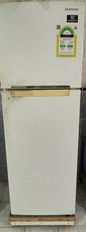 Jeddah, Household Items, SAR 1150,  Urgent House Hold Items  For Sale (Fridge. Washing Machine And Sofa Set)